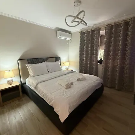 Elia Apartment